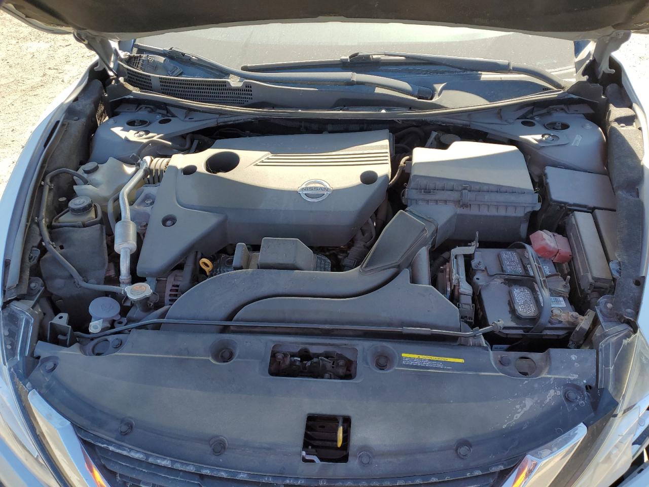 2017 Nissan Altima VIN 1N4AL3AP2HN355054 Copart auction photo, front end / side damage thumbnail 11