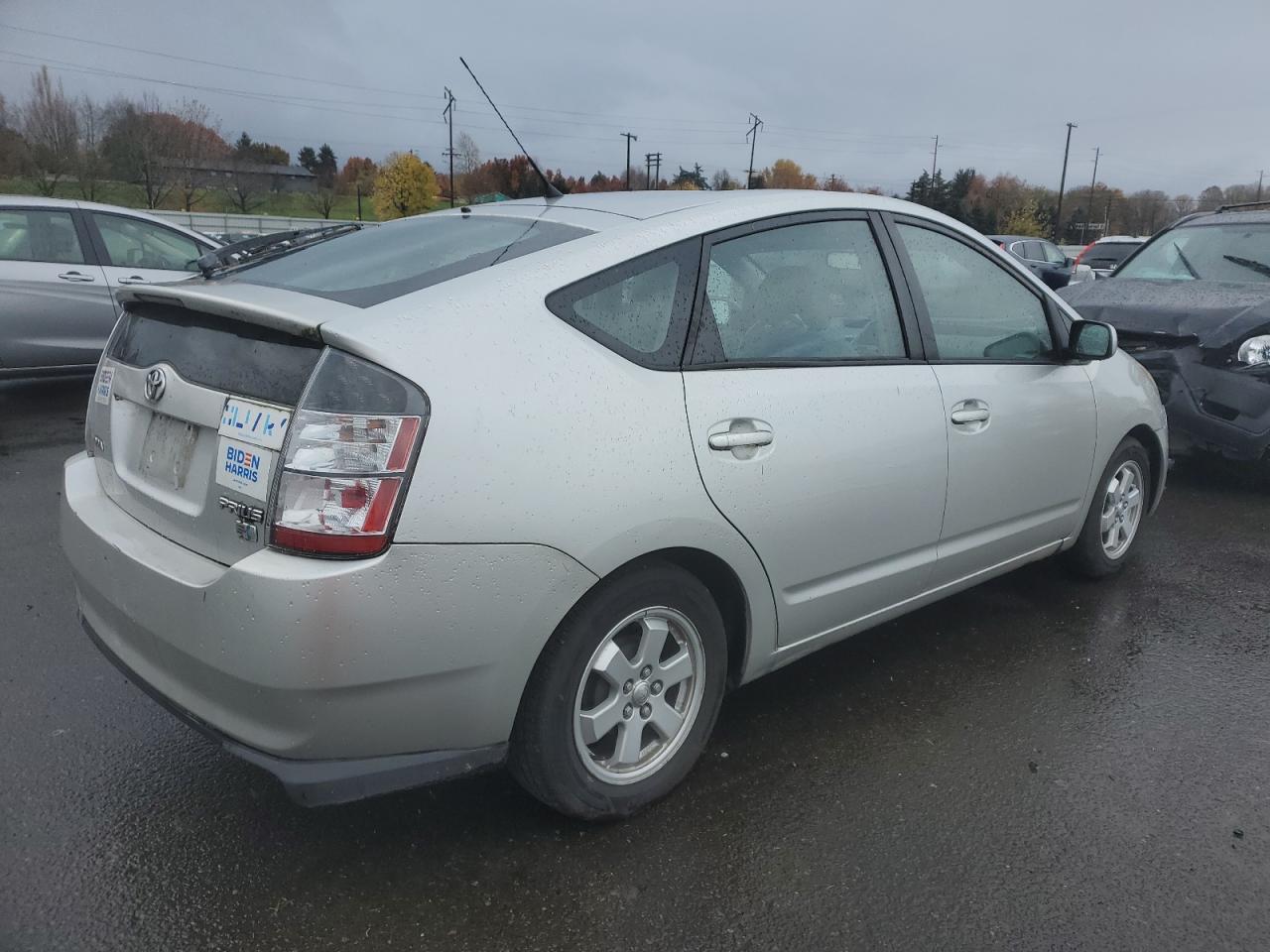 2005 Toyota Prius VIN JTDKB22U857051324 Copart auction photo, front end / mechanical damage thumbnail 3