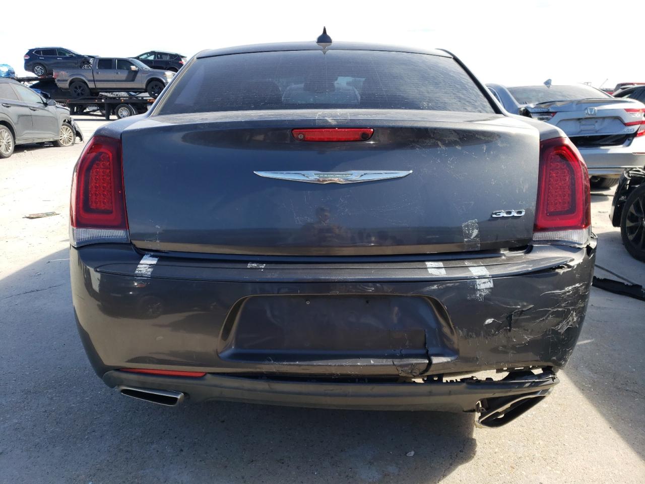 2019 Chrysler 300 VIN 2C3CCAAG4KH582628 Copart auction photo, rear end damage thumbnail 6