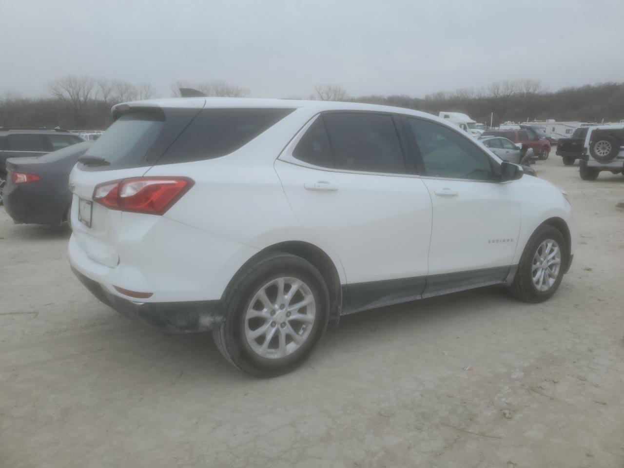 2018 Chevrolet Equinox VIN 2GNAXJEVXJ6195311 Copart auction photo, rear end damage thumbnail 3