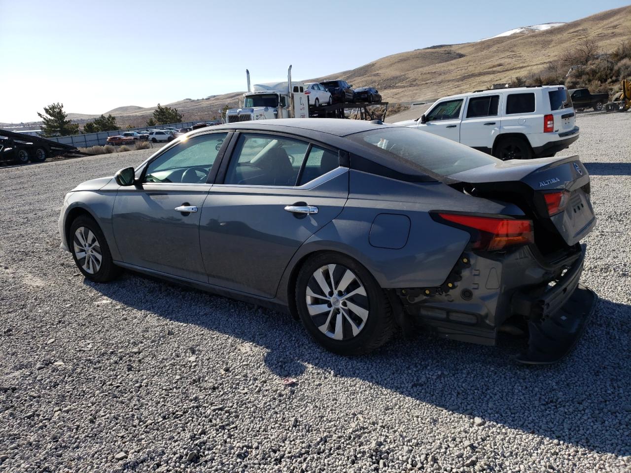 2019 Nissan Altima VIN 1N4BL4BV1KC225969 Copart auction photo, rear end / undercarriage damage thumbnail 2