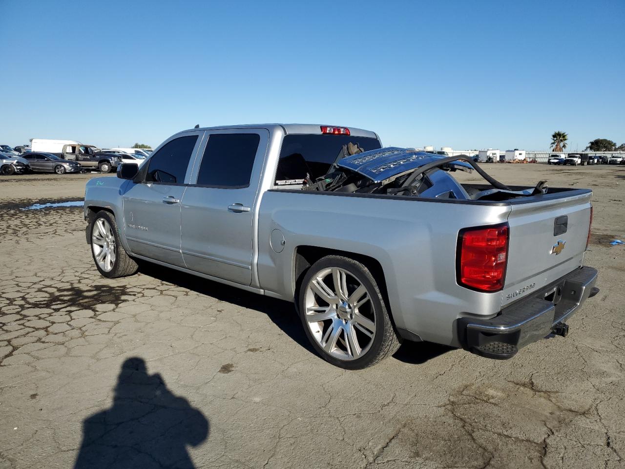 2015 Chevrolet Silverado VIN 3GCPCREC5FG490615 Copart auction photo, front end damage thumbnail 2