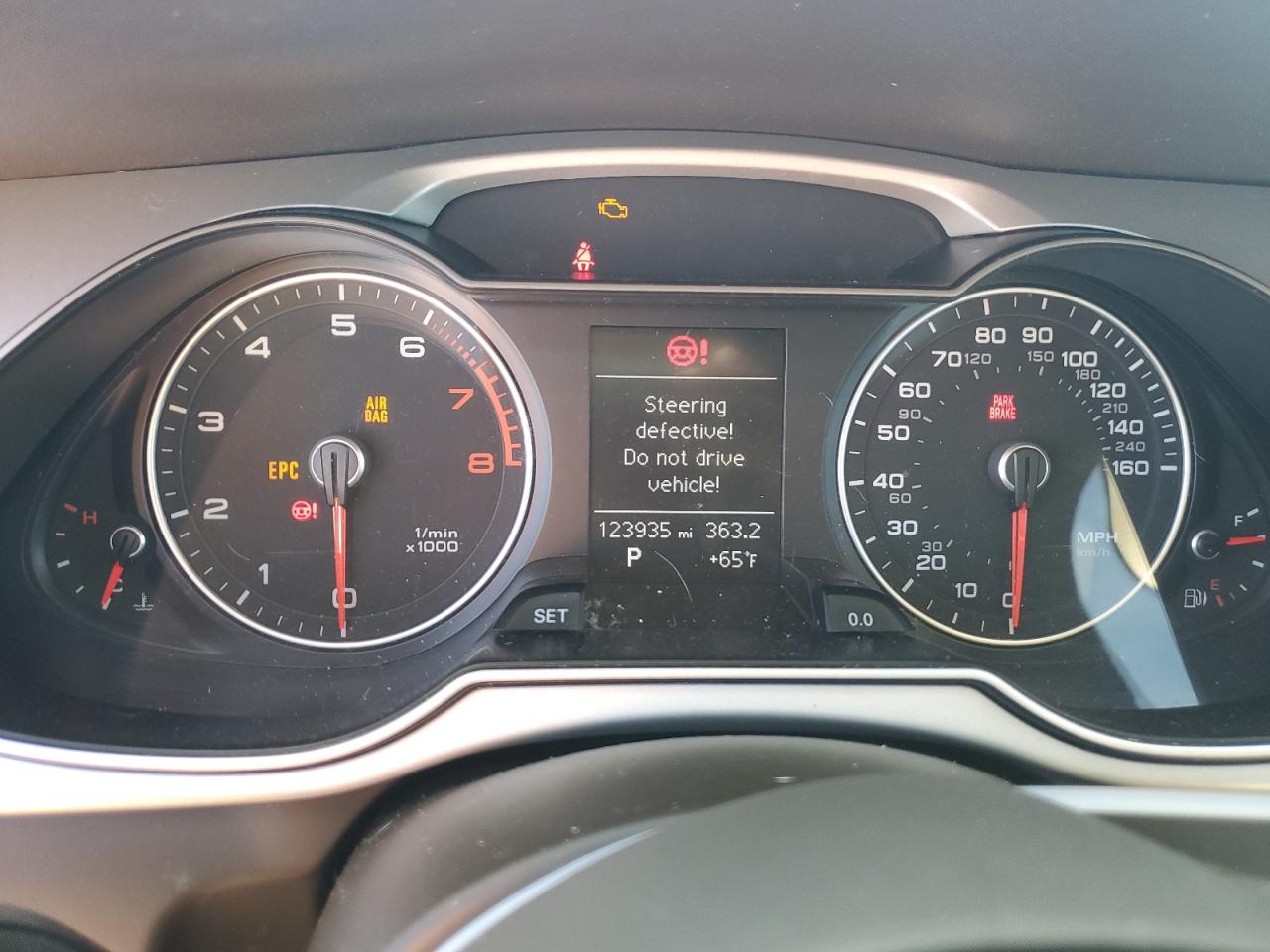 2016 Audi A4 VIN WAUBFAFL2GN014247 Copart auction photo, front end / side damage thumbnail 9