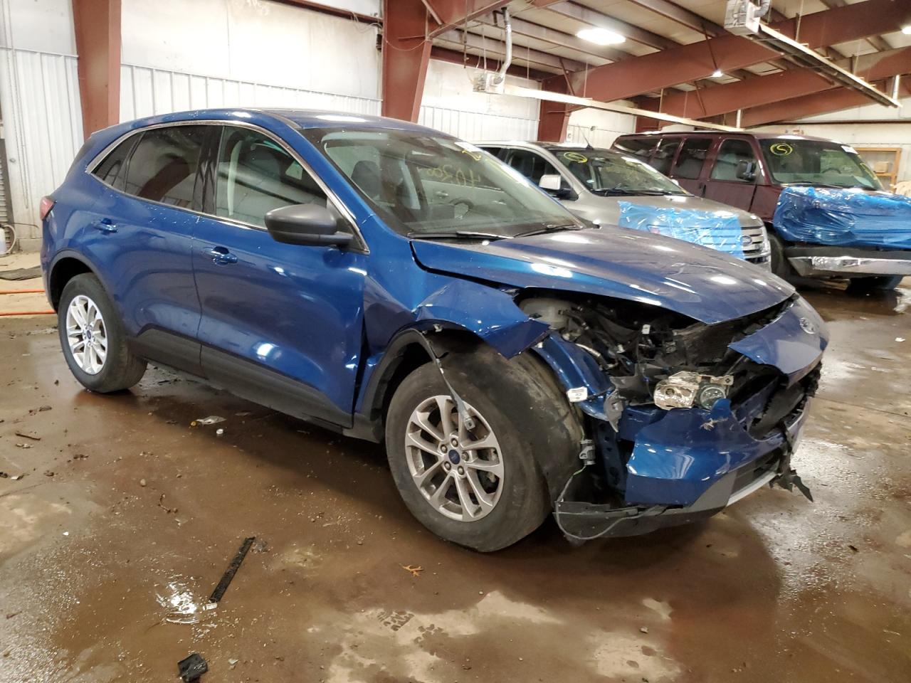 2022 Ford Escape VIN 1FMCU9G68NUA96262 Copart auction photo, side / front end damage thumbnail 4
