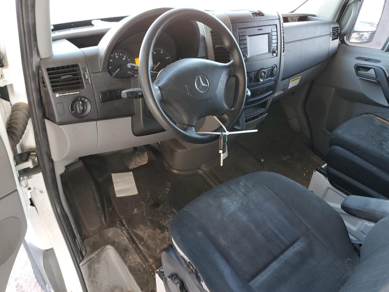 2018 Mercedes-Benz Sprinter VIN WD3PE7CD3JP599468 Copart auction photo, undercarriage damage thumbnail 8