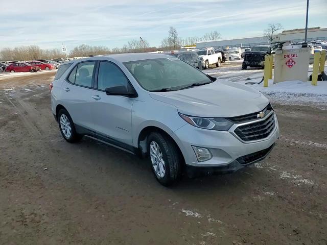 2018 Chevrolet Equinox VIN 2GNAXHEV0J6308028 Copart auction photo, side / rear end damage thumbnail 14