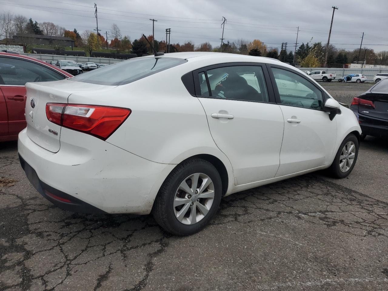 2013 KIA Rio VIN KNADN4A36D6164260 Copart auction photo, front end damage thumbnail 3
