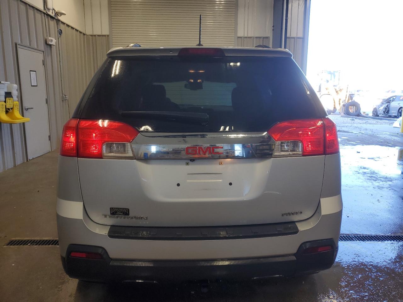 2015 GMC Terrain VIN 2GKFLWEKXF6352439 Copart auction photo, front end / side damage thumbnail 6
