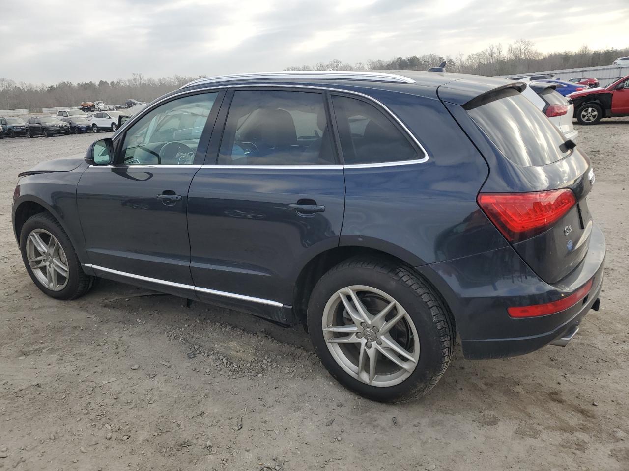2014 Audi Q5 VIN WA1CMAFP9EA070765 Copart auction photo, front end / minor dent/scratches damage thumbnail 2