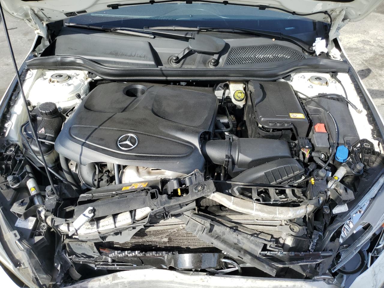 2014 Mercedes-Benz CLA-klasse VIN WDDSJ4EB3EN064279 Copart auction photo, front end / minor dent/scratches damage thumbnail 11
