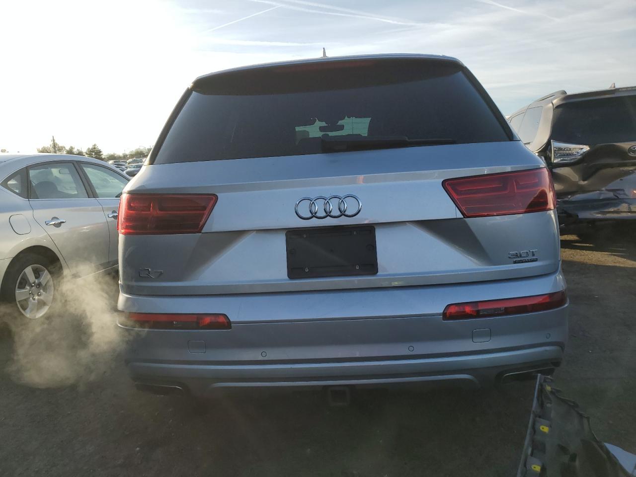 2017 Audi Q7 VIN WA1LAAF75HD029822 Copart auction photo, front end damage thumbnail 6
