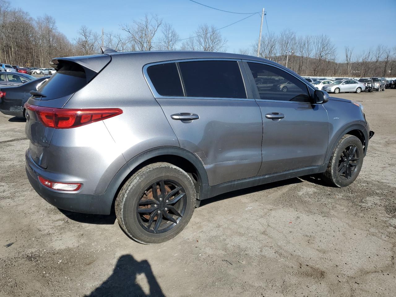 2017 KIA Sportage VIN KNDPMCAC0H7163411 Copart auction photo, front end / side damage thumbnail 3