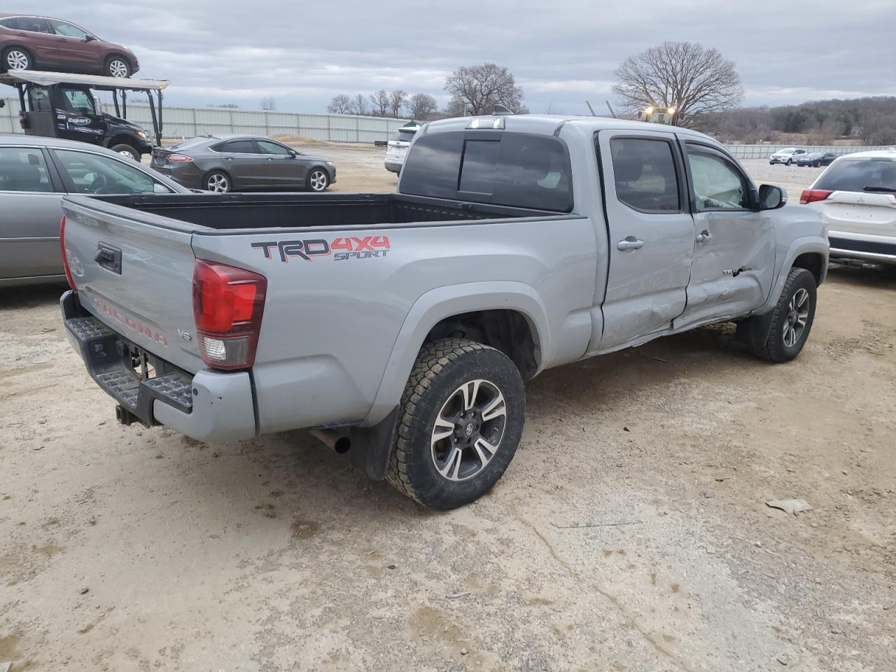 2019 Toyota Tacoma VIN 3TMDZ5BN5KM058358 Copart auction photo, side damage thumbnail 3