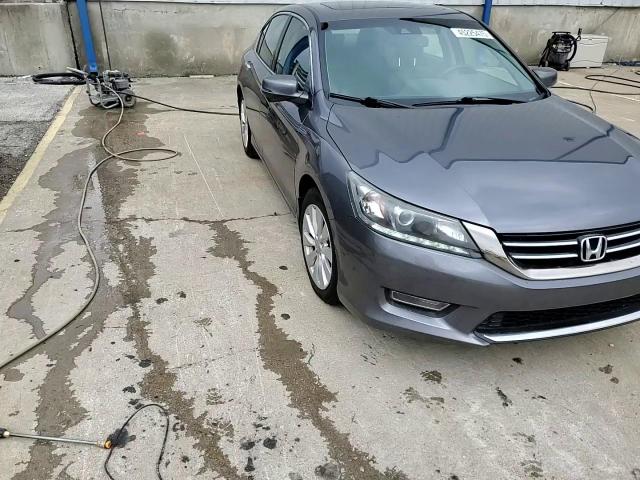 2013 Honda Accord VIN 1HGCR3F8XDA003040 Copart auction photo, rear end damage thumbnail 13