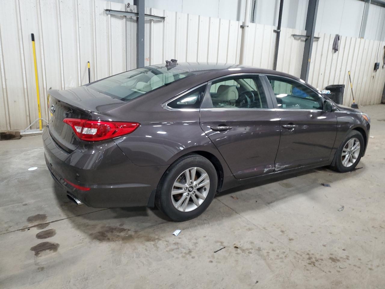 2016 Hyundai Sonata VIN 5NPE24AF5GH397258 Copart auction photo, all over damage thumbnail 3
