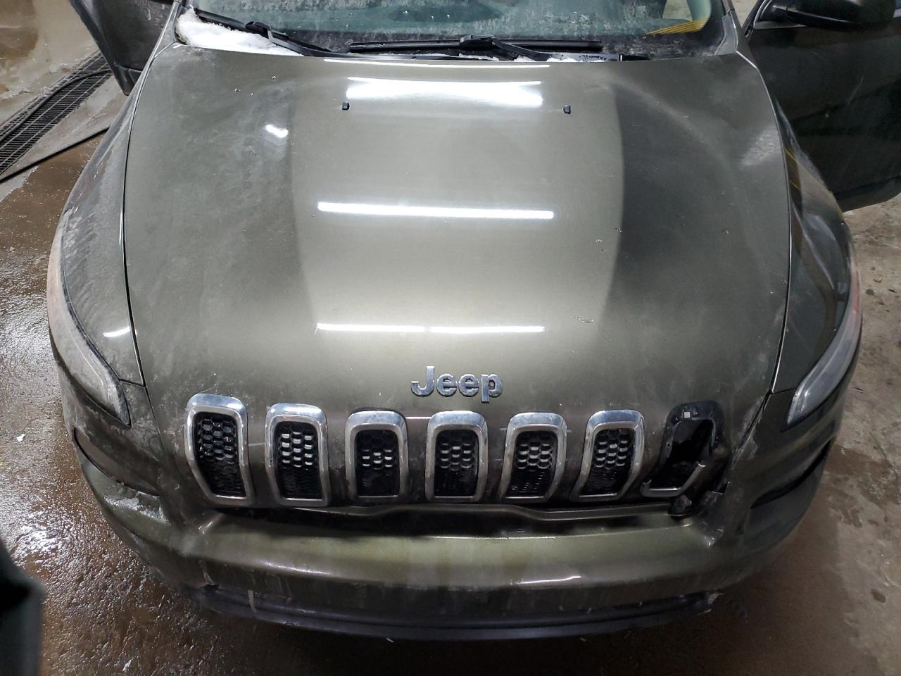 2016 Jeep Grand Cherokee VIN 1C4PJMCS9GW145819 Copart auction photo, front end / minor dent/scratches damage thumbnail 12