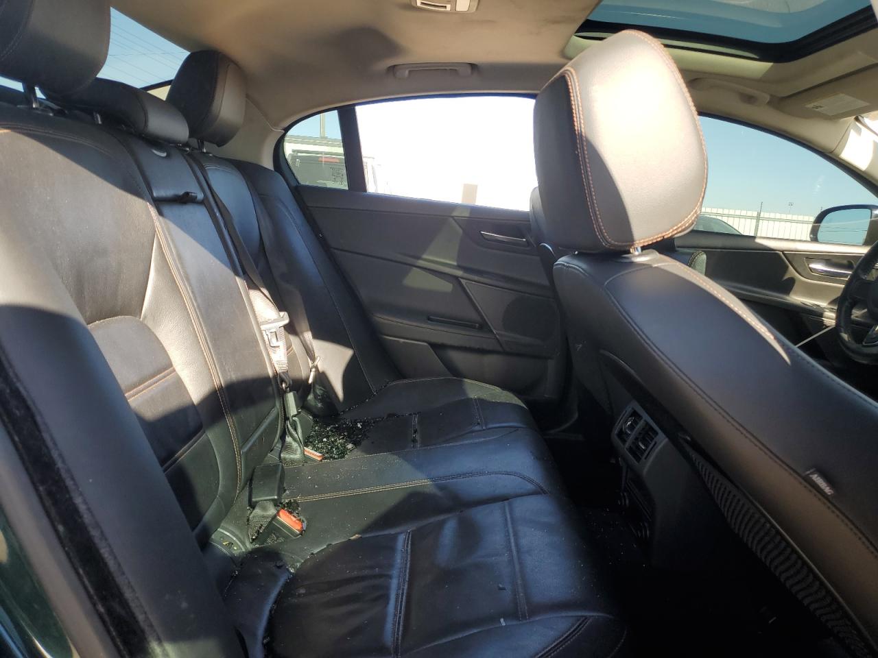 2017 Jaguar XE VIN SAJAE4BG1HA958627 Copart auction photo, front end / side damage thumbnail 10