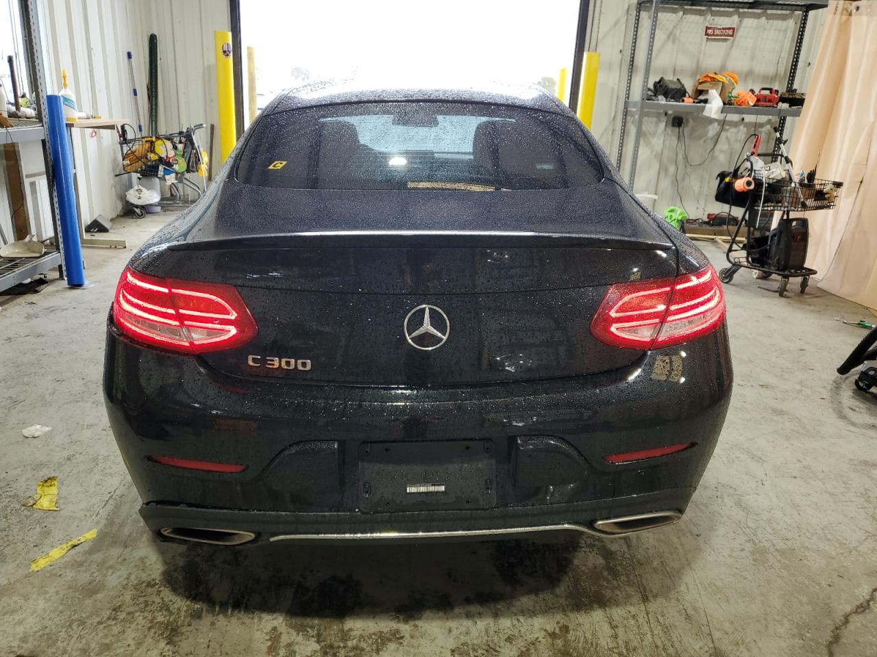 2017 Mercedes-Benz C-klasse VIN WDDWJ4JB4HF549858 Copart auction photo, all over damage thumbnail 6