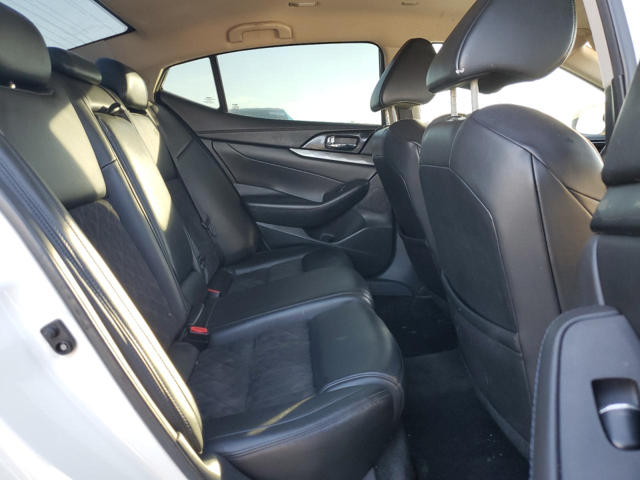 2017 Nissan Maxima VIN 1N4AA6AP3HC399602 Copart auction photo, vandalism damage thumbnail 10