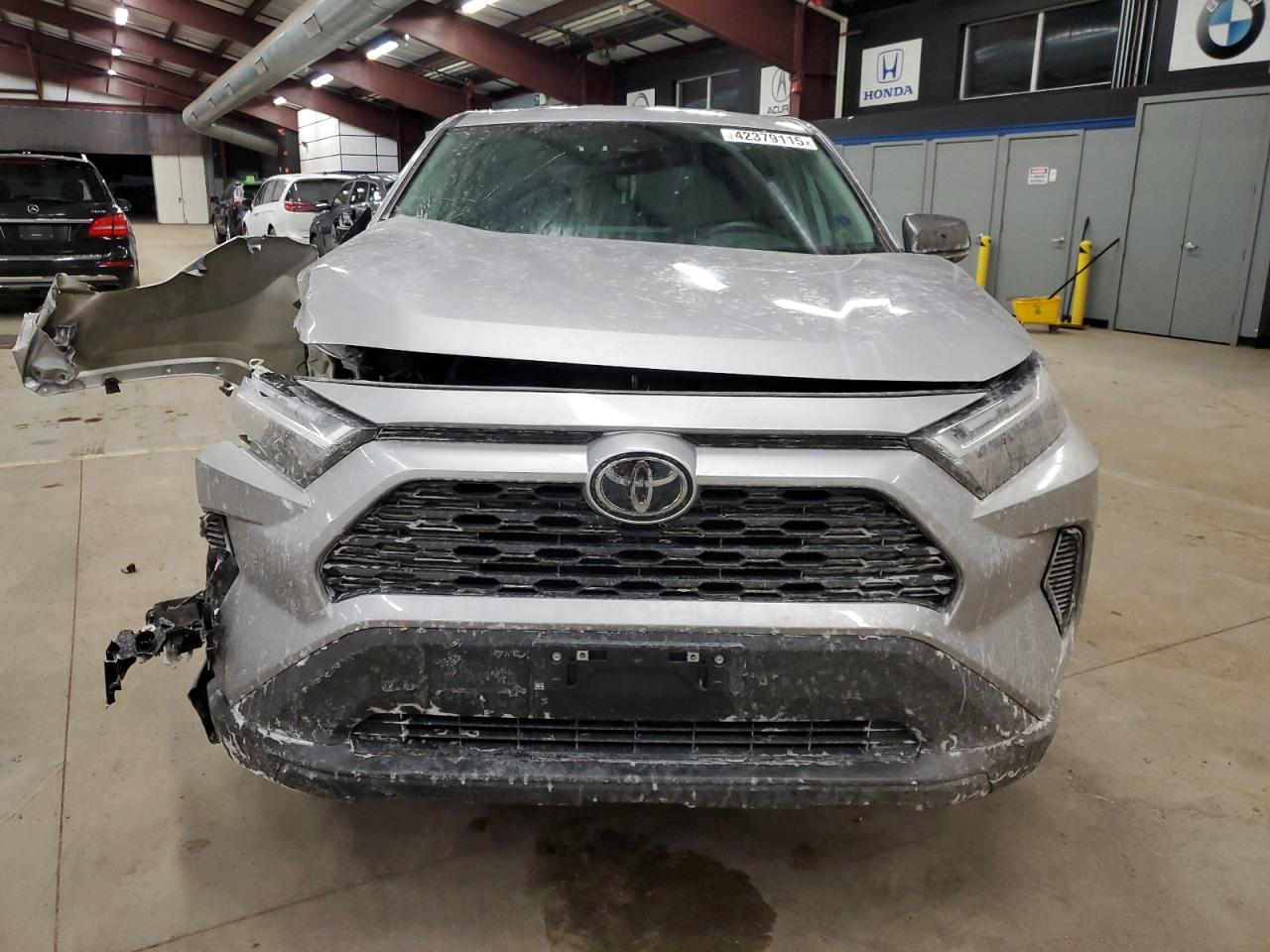2023 Toyota RAV 4 VIN 2T3F1RFV8PW385912 Copart auction photo, front end / minor dent/scratches damage thumbnail 5