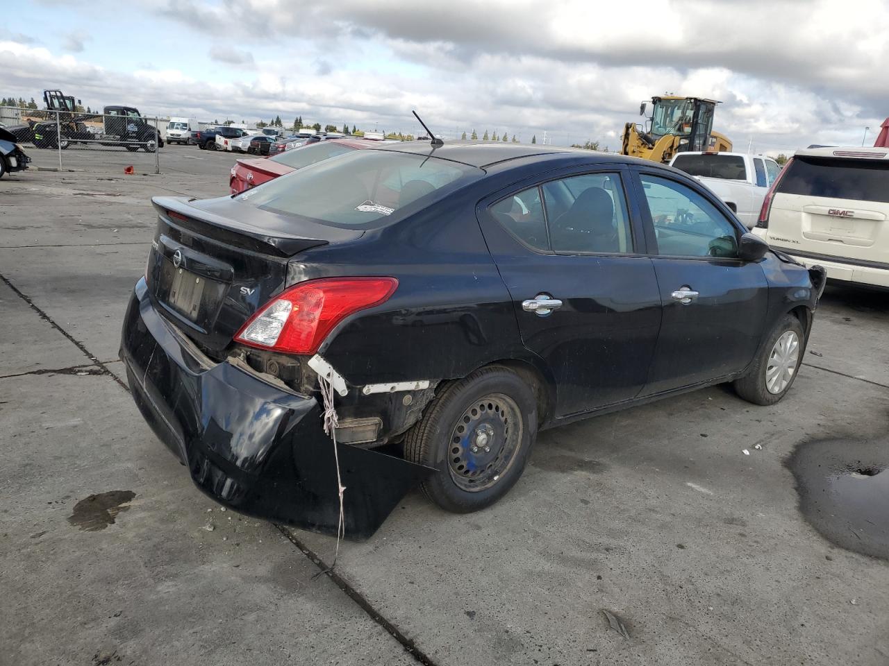 2018 Nissan Versa VIN 3N1CN7AP7JL852100 Copart auction photo, front end / rear end damage thumbnail 3