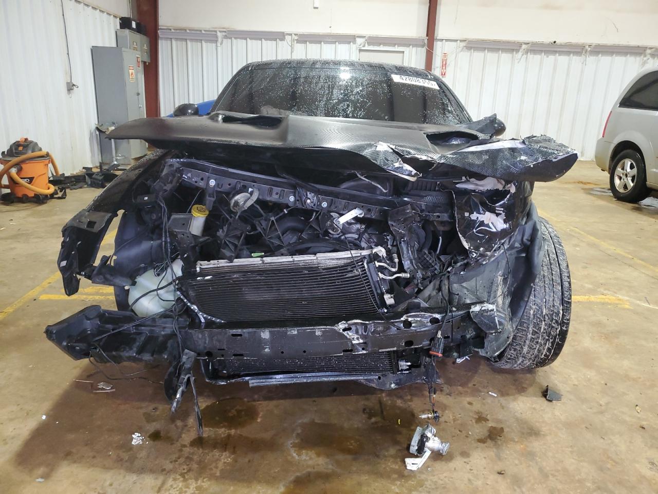 2018 Dodge Challenger VIN 2C3CDZBT6JH246579 Copart auction photo, front end / side damage thumbnail 5