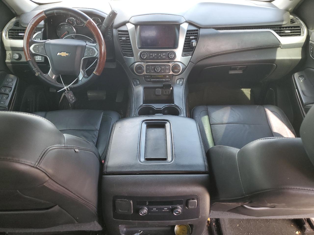 2016 Chevrolet Suburban VIN 1GNSCHKC4GR322644 Copart auction photo, side damage thumbnail 8