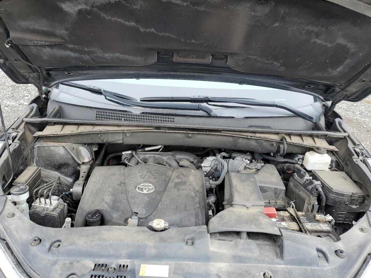 2019 Toyota Highlander VIN 5TDBZRFH6KS731452 Copart auction photo, side damage thumbnail 12