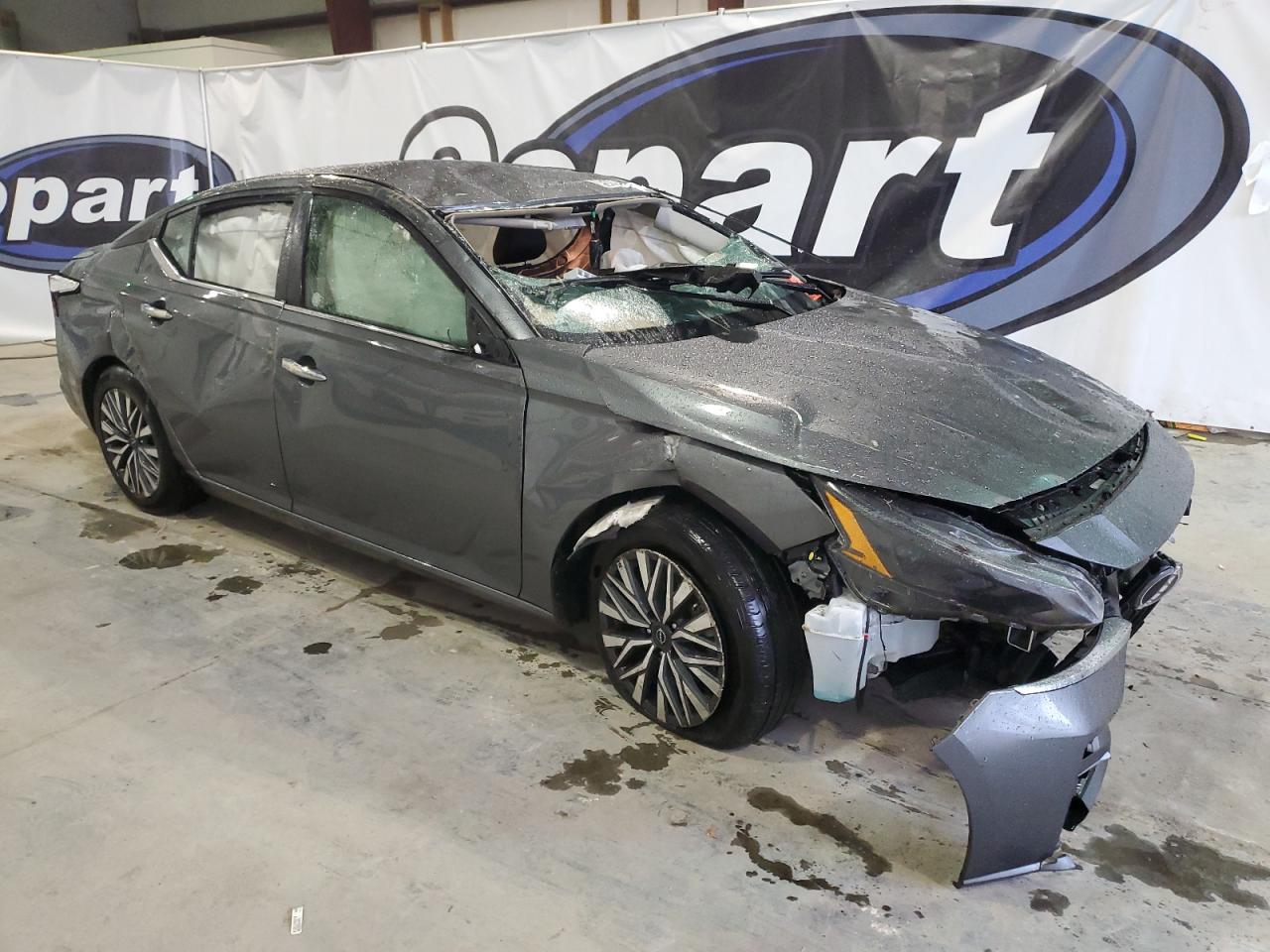 2024 Nissan Altima VIN 1N4BL4DV4RN366059 Copart auction photo, rollover / all over damage thumbnail 4