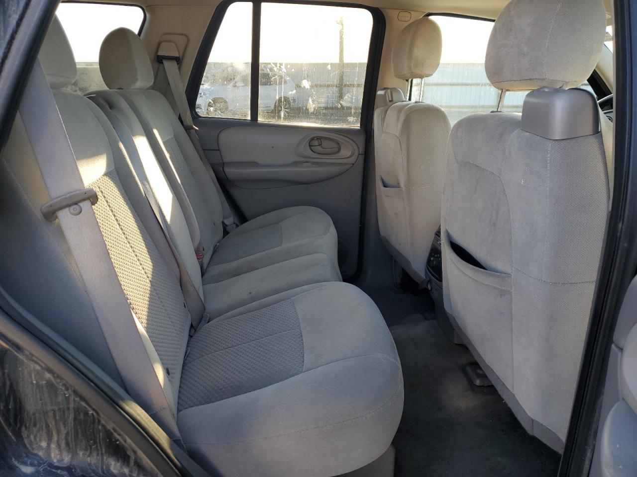2008 Chevrolet TrailBlazer VIN 1GNDT13S382218341 Copart auction photo, front end damage thumbnail 11