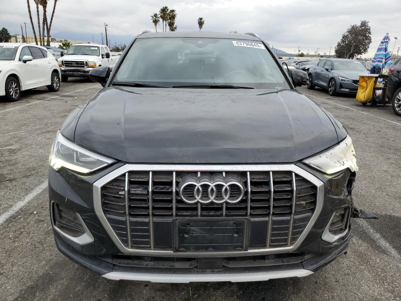2019 Audi Q3 VIN WA1BECF39K1079706 Copart auction photo, burn / minor dent/scratches damage thumbnail 5