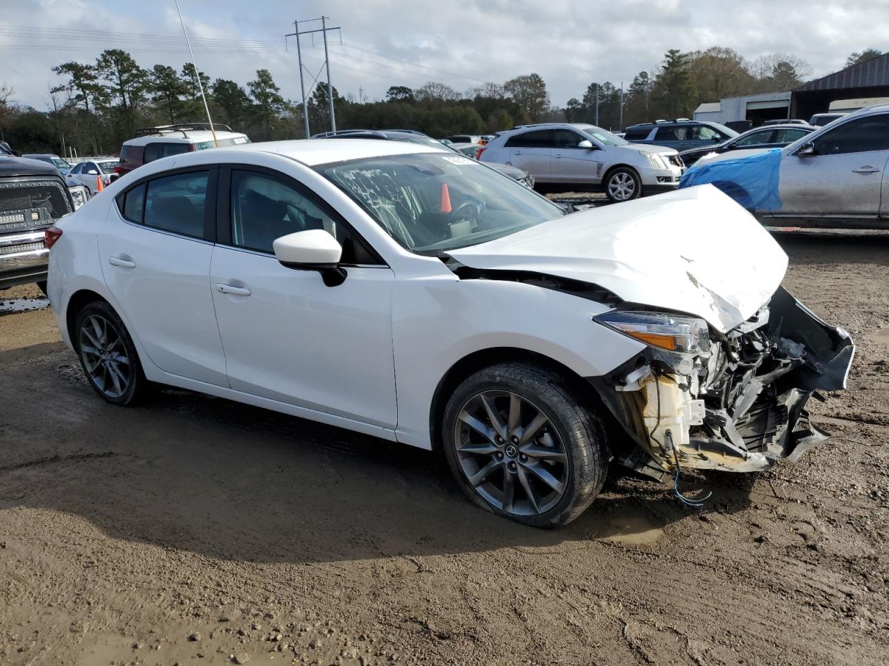 2018 Mazda 3 VIN 3MZBN1V33JM272170 Copart auction photo, front end damage thumbnail 4