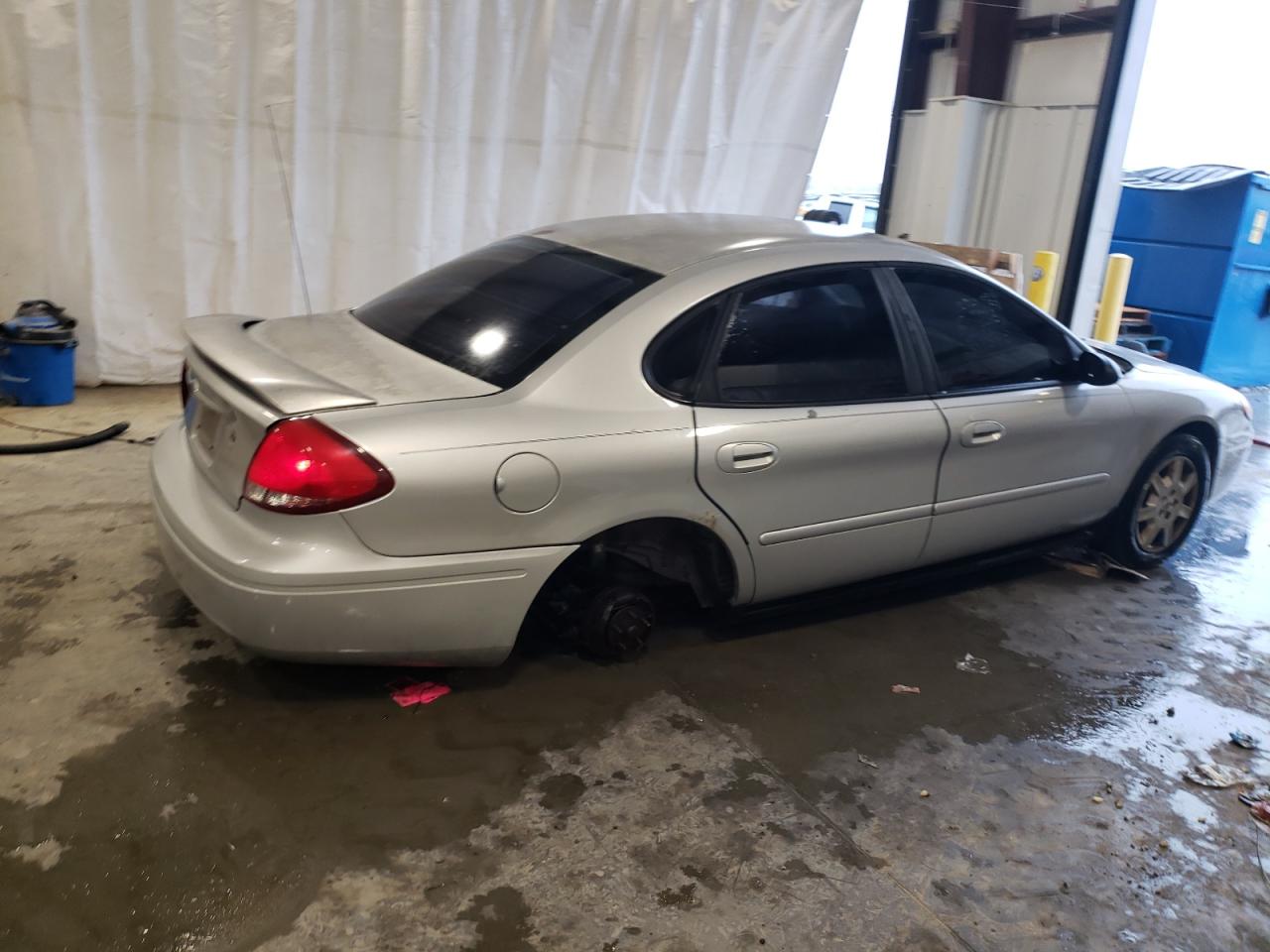 2007 Ford Taurus VIN 1FAHP53U77A101721 Copart auction photo, biohazard/chemical / all over damage thumbnail 3