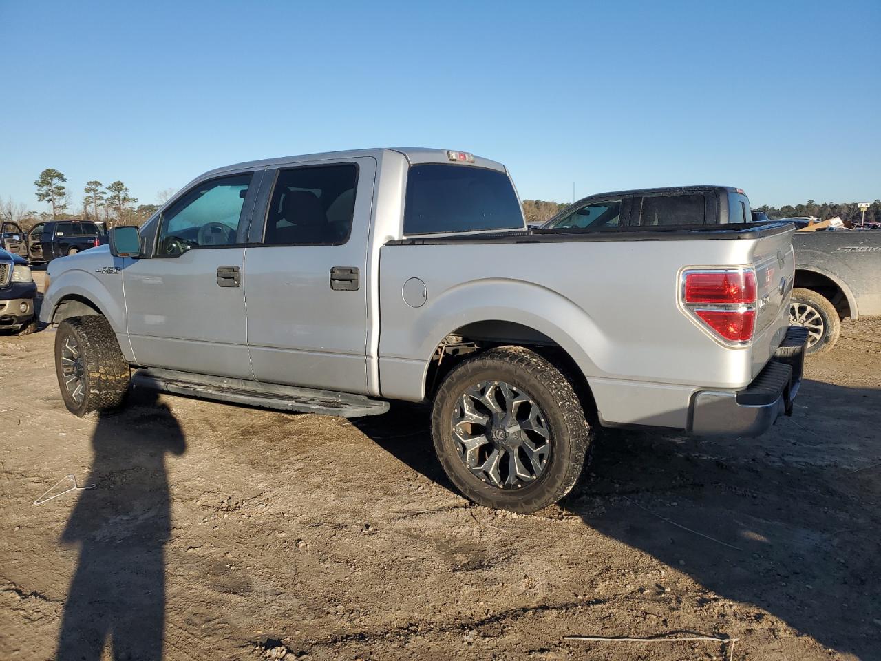2010 Ford F-150 VIN 1FTFW1CV5AKE72898 Copart auction photo, front end damage thumbnail 2