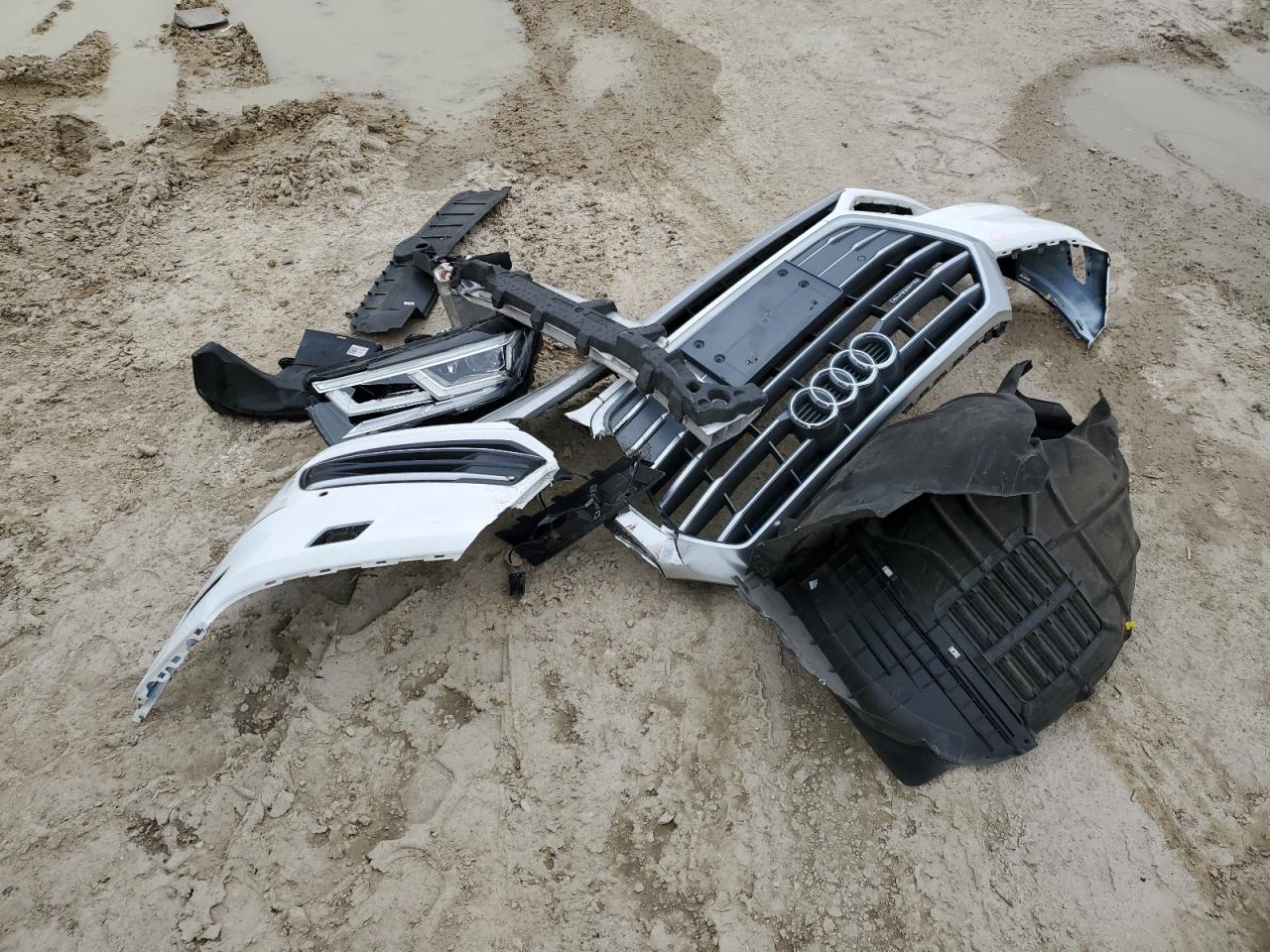 2018 Audi Q5 VIN WA1BNAFY0J2022576 Copart auction photo, front end / side damage thumbnail 13