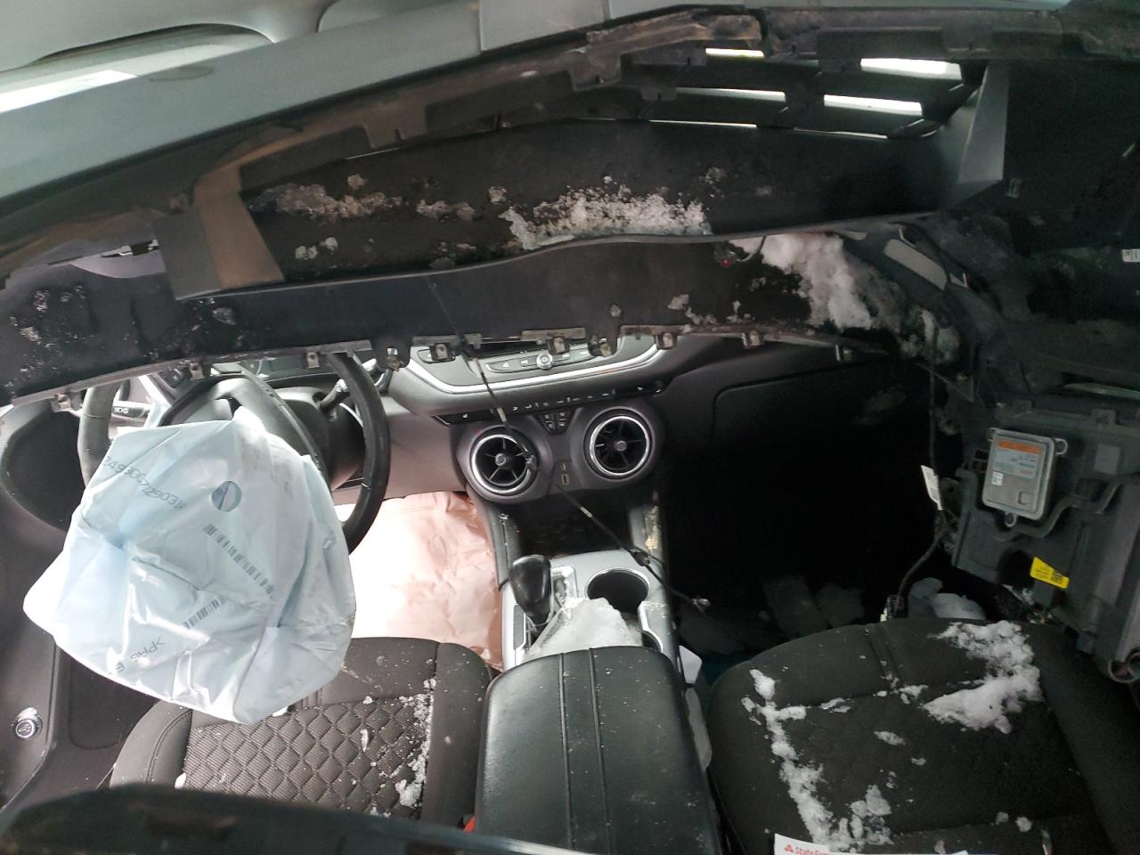 2020 Chevrolet Blazer VIN 3GNKBCRS0LS628072 Copart auction photo, all over / rear end damage thumbnail 8