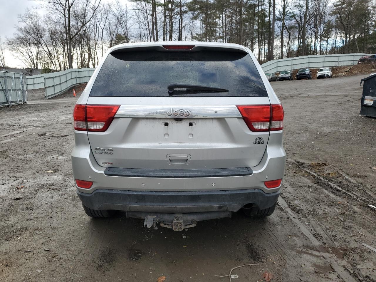 2011 Jeep Grand Cherokee VIN 1J4RR4GG1BC717820 Copart auction photo, front end / side damage thumbnail 6