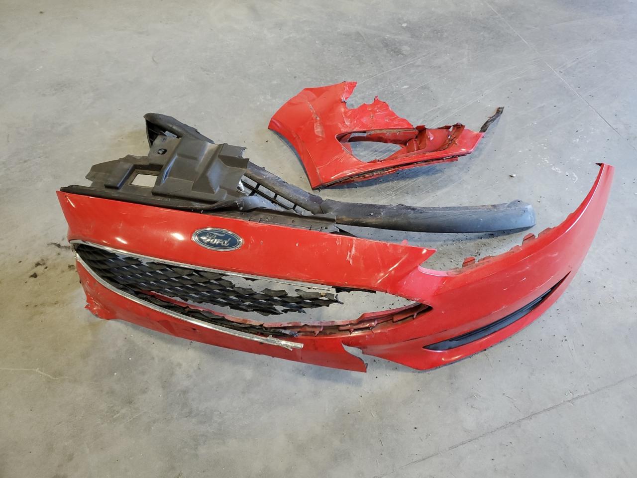 2016 Ford Focus VIN 1FADP3F28GL269594 Copart auction photo, front end damage thumbnail 14