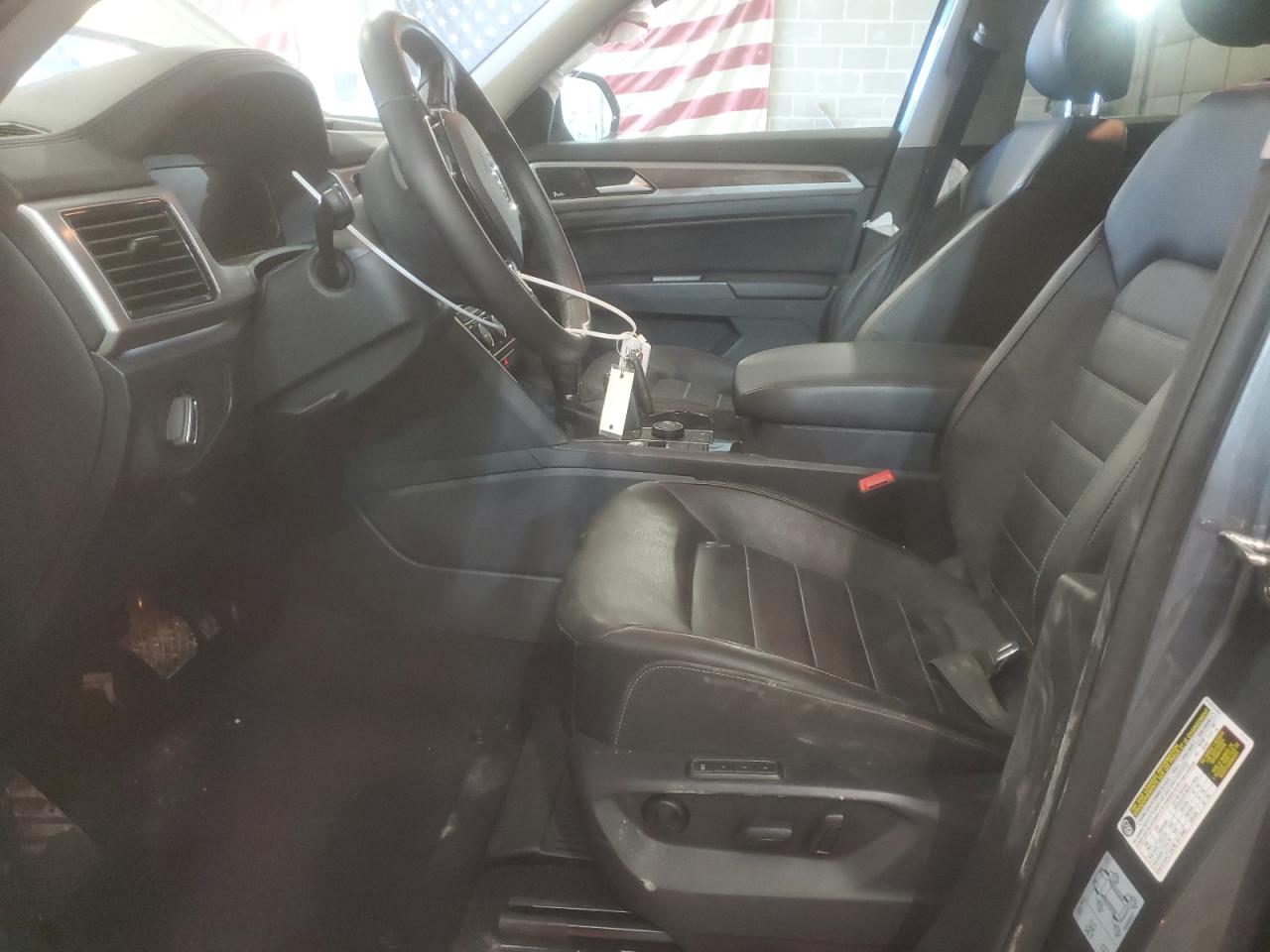 2019 Volkswagen Atlas VIN 1V2NR2CA3KC602256 Copart auction photo, rear end / side damage thumbnail 7