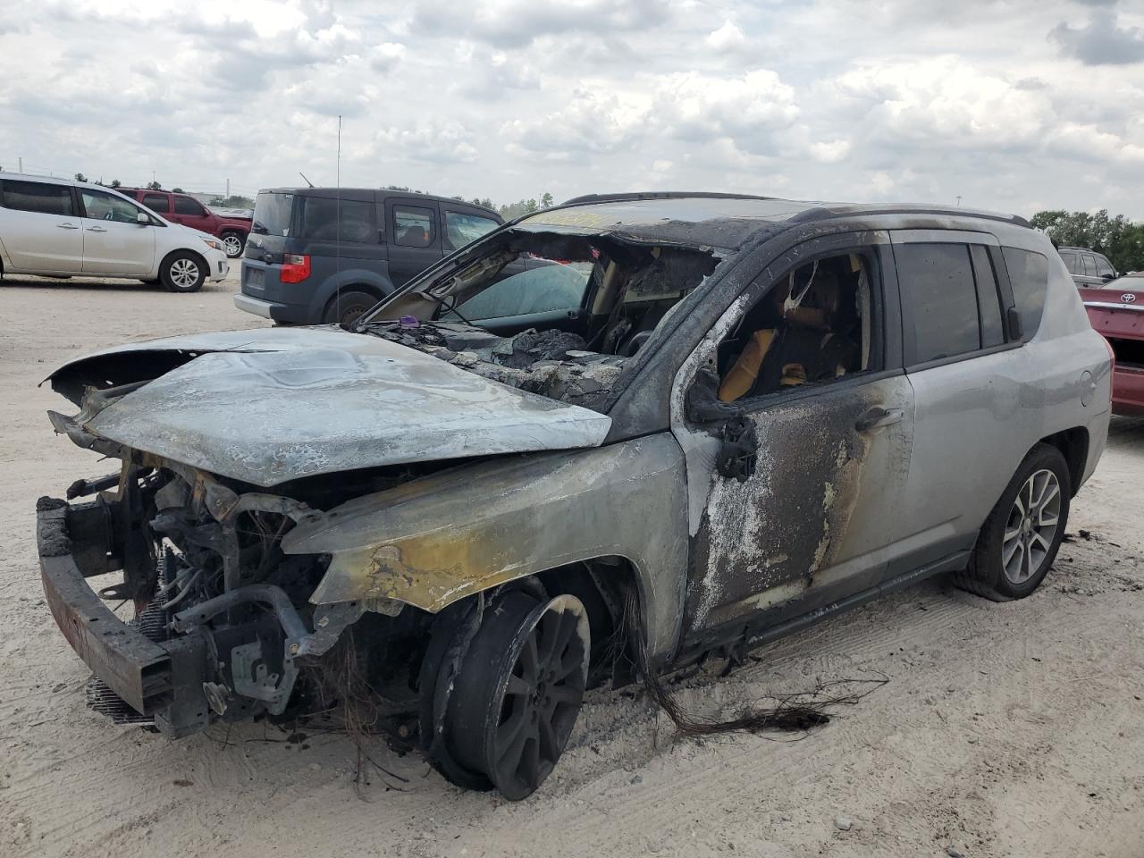 2017 Jeep Compass VIN 1C4NJCEB5HD166212