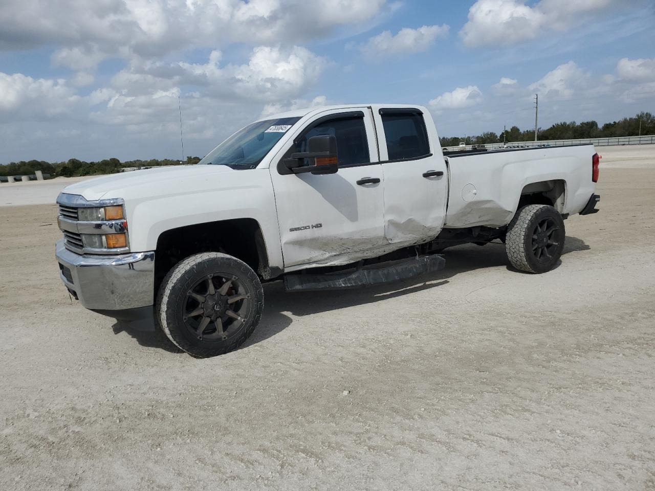 2015 Chevrolet Silverado VIN 1GC2CUEG7FZ535098