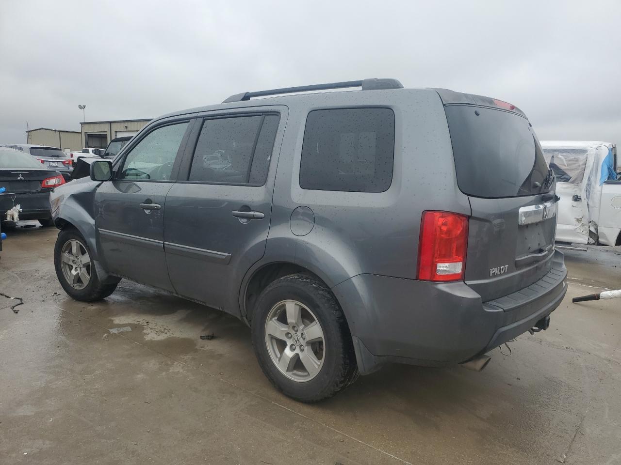 2010 Honda Pilot VIN 5FNYF4H50AB022799 Copart auction photo, front end damage thumbnail 2