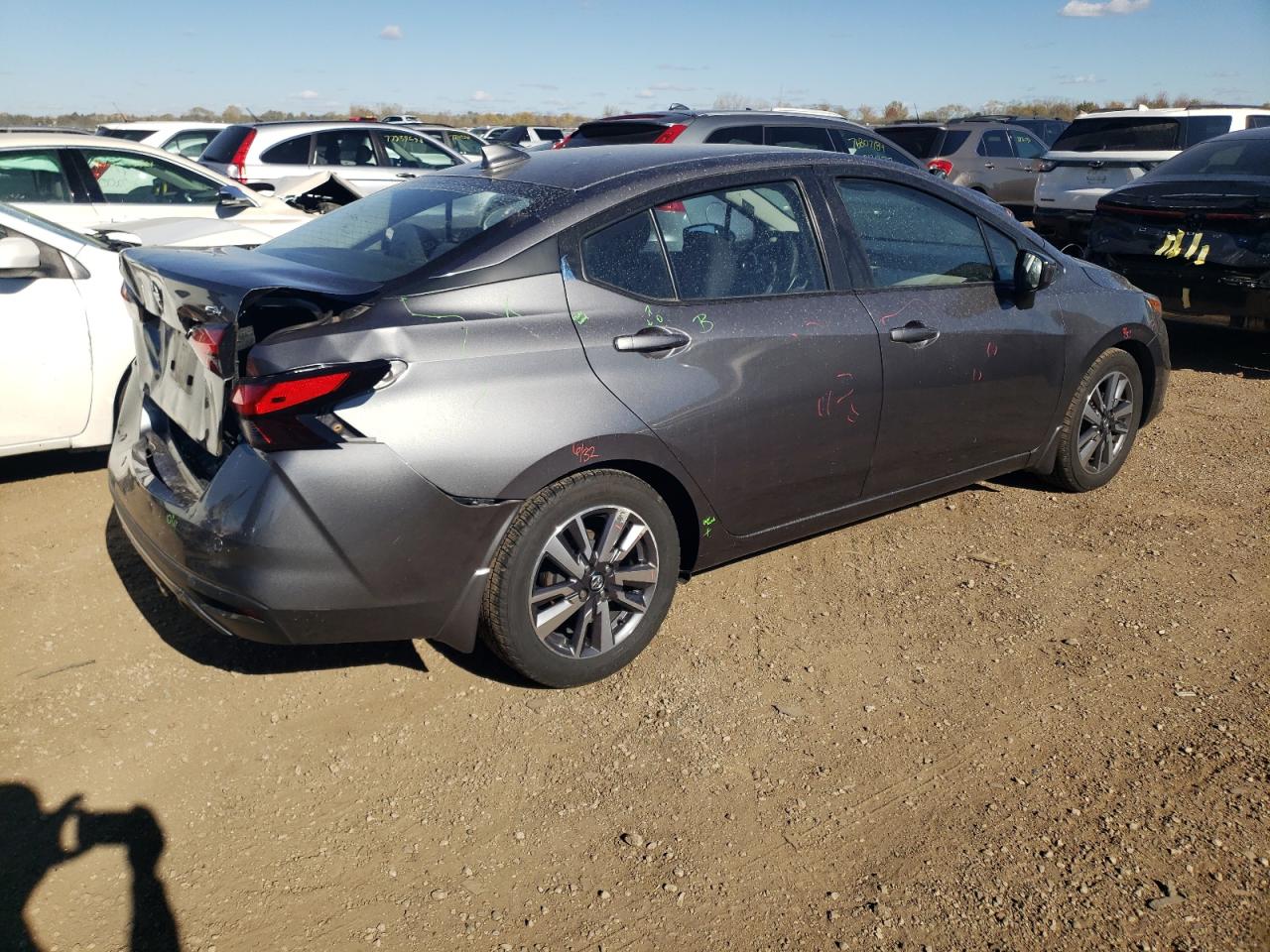 2020 Nissan Versa VIN 3N1CN8EVXLL846969 Copart auction photo, rear end damage thumbnail 3