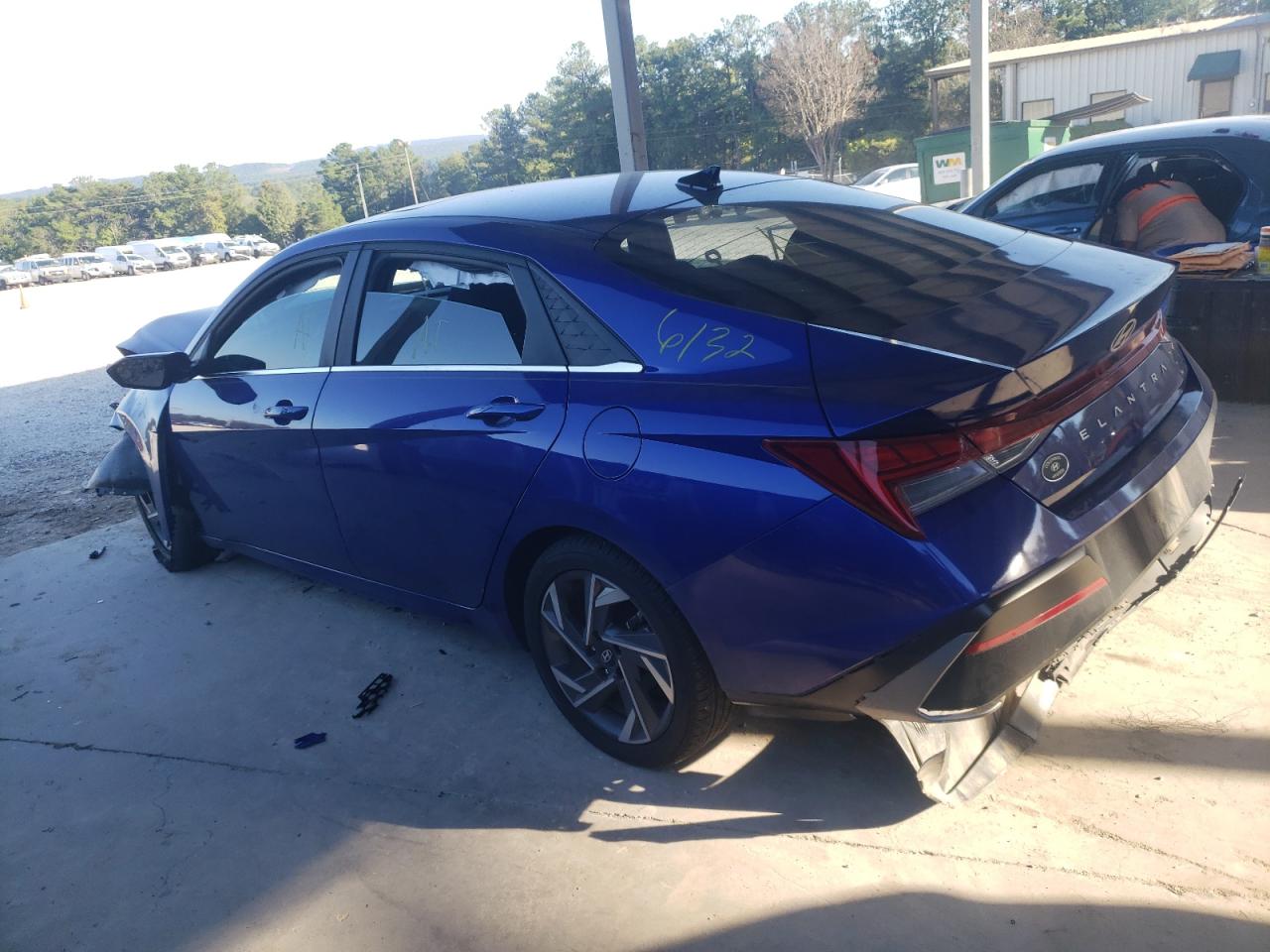 2024 Hyundai Elantra VIN KMHLS4DG8RU704244 Copart auction photo, front end damage thumbnail 2