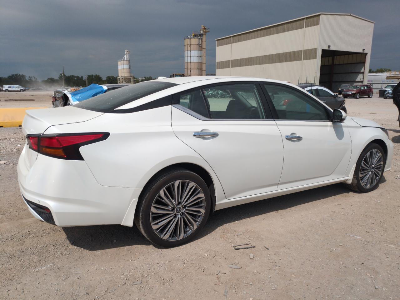 2024 Nissan Altima VIN 1N4BL4EW7RN345715 Copart auction photo, hail damage thumbnail 3