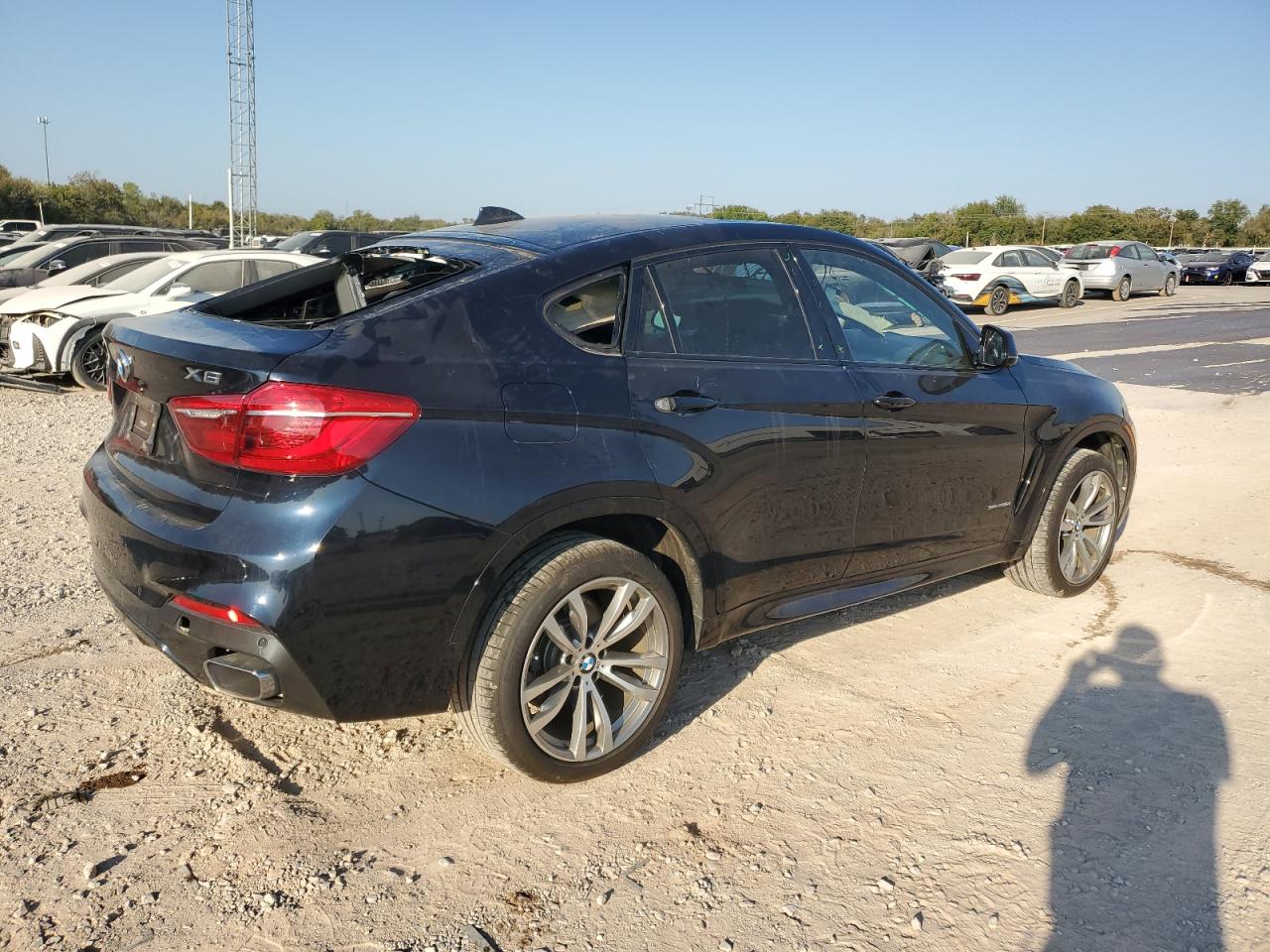 2019 BMW X6 VIN 5UXKU0C51K0G92763 Copart auction photo, hail / minor dent/scratches damage thumbnail 3
