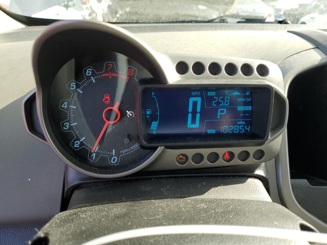 2015 Chevrolet Sonic VIN 1G1JC5SH8F4105651 Copart auction photo, rear end / minor dent/scratches damage thumbnail 9