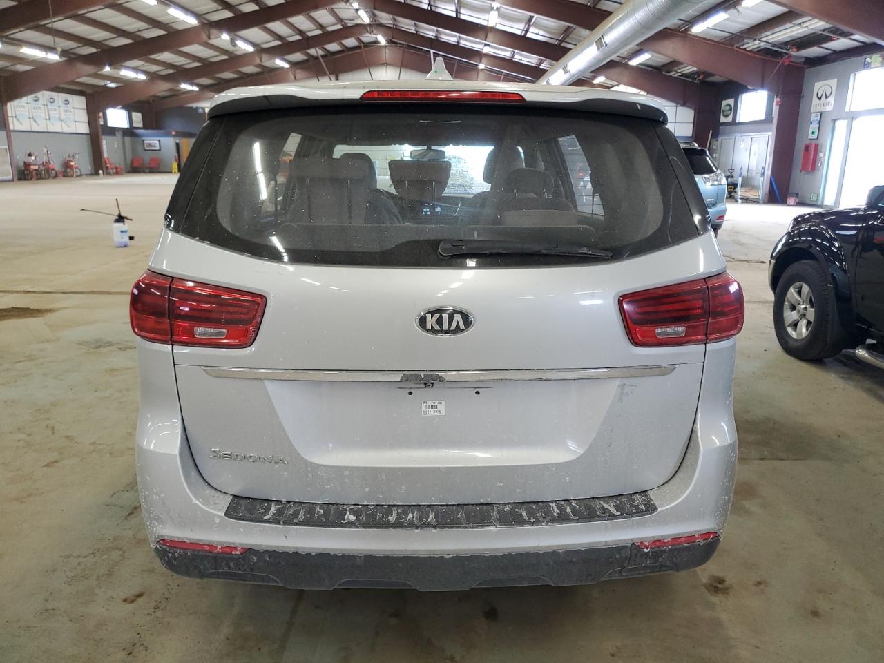 2019 KIA Sedona VIN KNDMA5C13K6535498 Copart auction photo, rear end / minor dent/scratches damage thumbnail 6