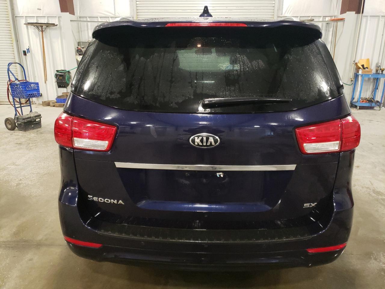 2018 KIA Sedona VIN KNDMC5C1XJ6422835 Copart auction photo, front end / side damage thumbnail 6