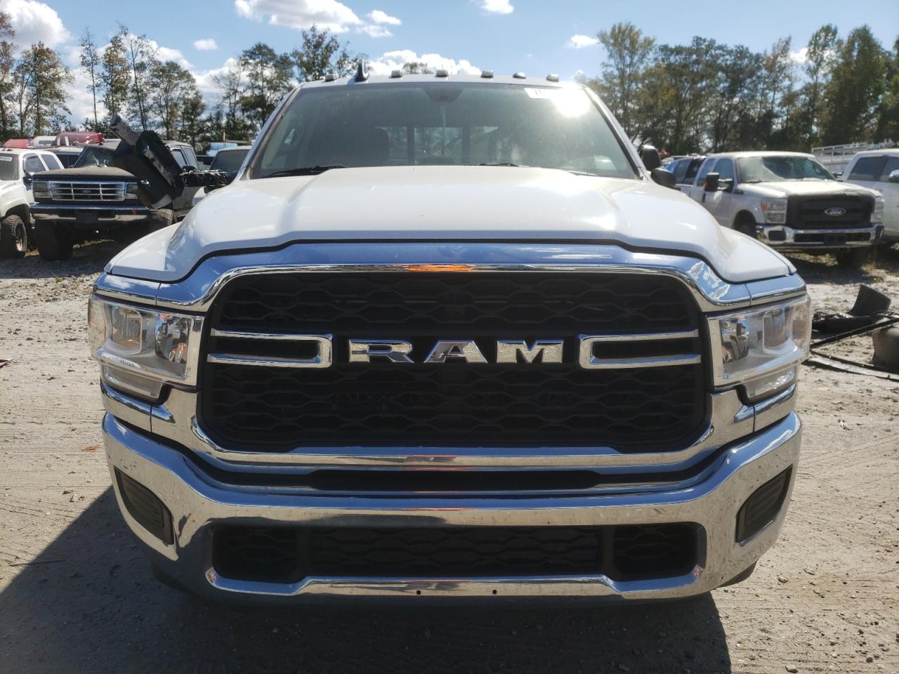 2020 RAM 2500 VIN 3C6UR5CJ9LG193118 Copart auction photo, rear end damage thumbnail 5